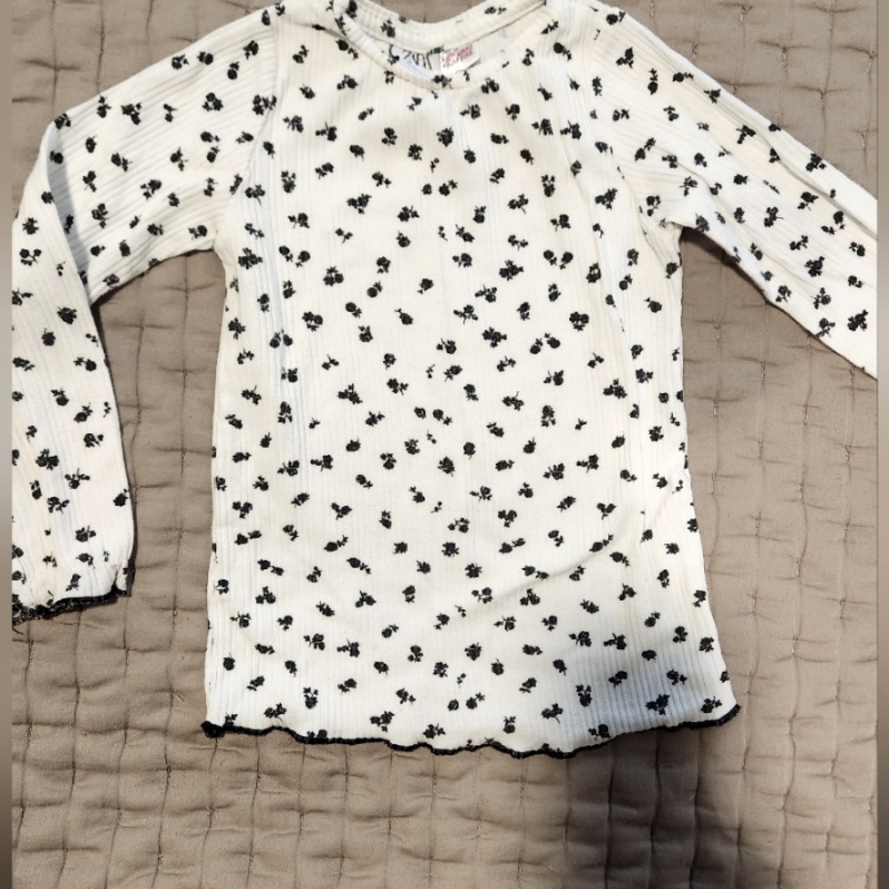 Zara kids ribbed floral top